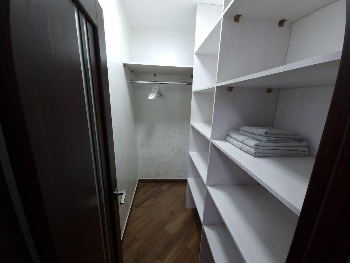 Cozy Apartment On Belvedere Ivano-Frankivsk Exteriör bild